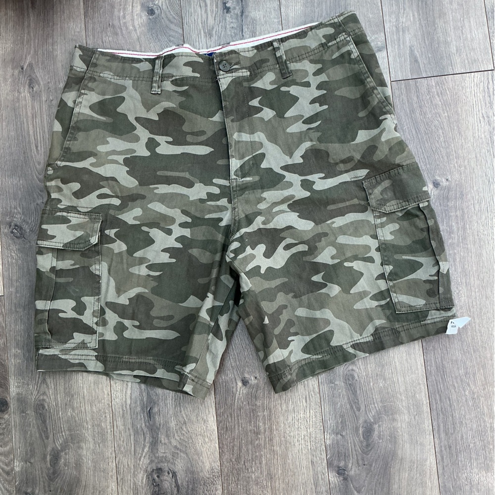 George Men's Camo 10" At The Knee Multi-Pockets Comfort Cargo Shorts🇺🇸